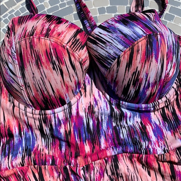 Torrid one piece swim suit sz O,O0, 5 &6 - Picture 2 of 5